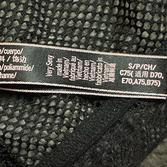 Very Sexy by Victoria’s Secret - Picture 6 of 9